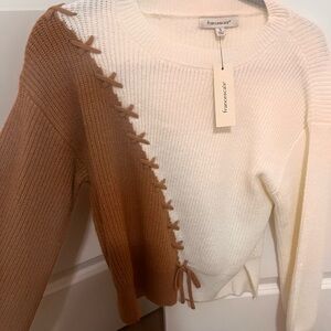 Francesca's Collections Cream and Brown Sweater